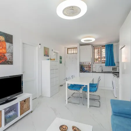 Apto Feliz Playa Cristianos Лос Кристианос